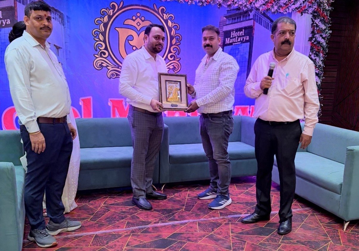 Award given by the hotel mantavya